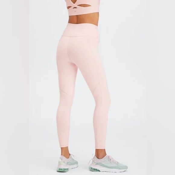 Fabletics SET: Soft Pink Sports Bra + Leggings - Picture 4 of 9